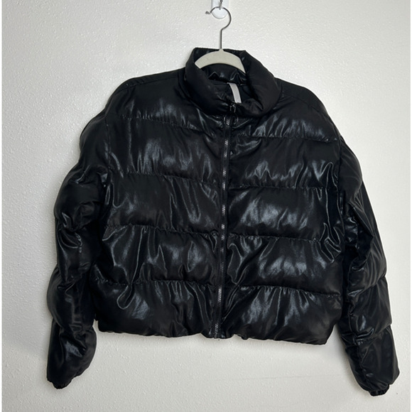 Fabletics -Arden Wander Puffer Jacket by in Black Shiny Full Zip Women's Size XS - Picture 1 of 5